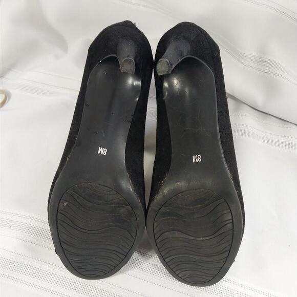 IMPO! BLACK VEGAN SUEDE LEATHER, BACK ZIP, "BUTTERFLY" FRONT HEELS, BOOTS! SZ 8M - Picture 8 of 9